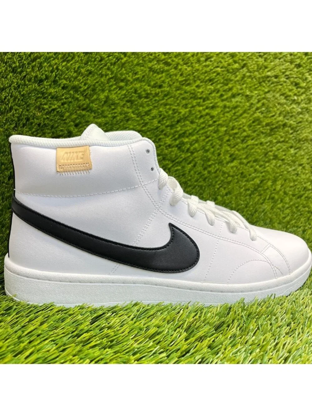 Nike Court Royale 2 Mid Mens Size 11 White Athletic Leather Shoes Sneakers